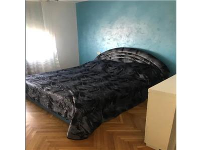 Apartament cu 3 camere de inchiriat in Alba Iulia.