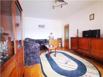 Apartament cu 3 camere de vanzare in Alba Iulia