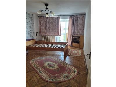 Apartament de vanzare 3 camere in Alba Iulia - Cetate