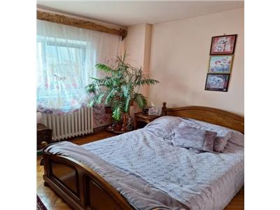 Apartament cu 3 camere de vanzare in Alba Iulia